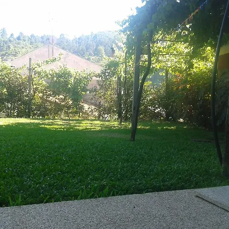 Casa de Férias Casa Da Mineira T2 *